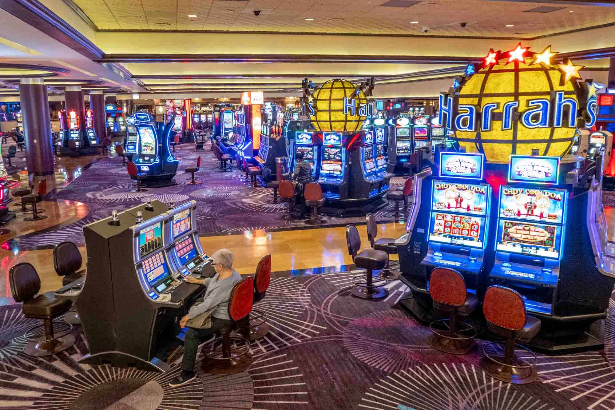 Slot Makinesi Algısı: Şansın Kıvrımları